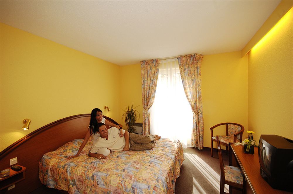 Hotel Colmar Vignes Eguisheim Kültér fotó